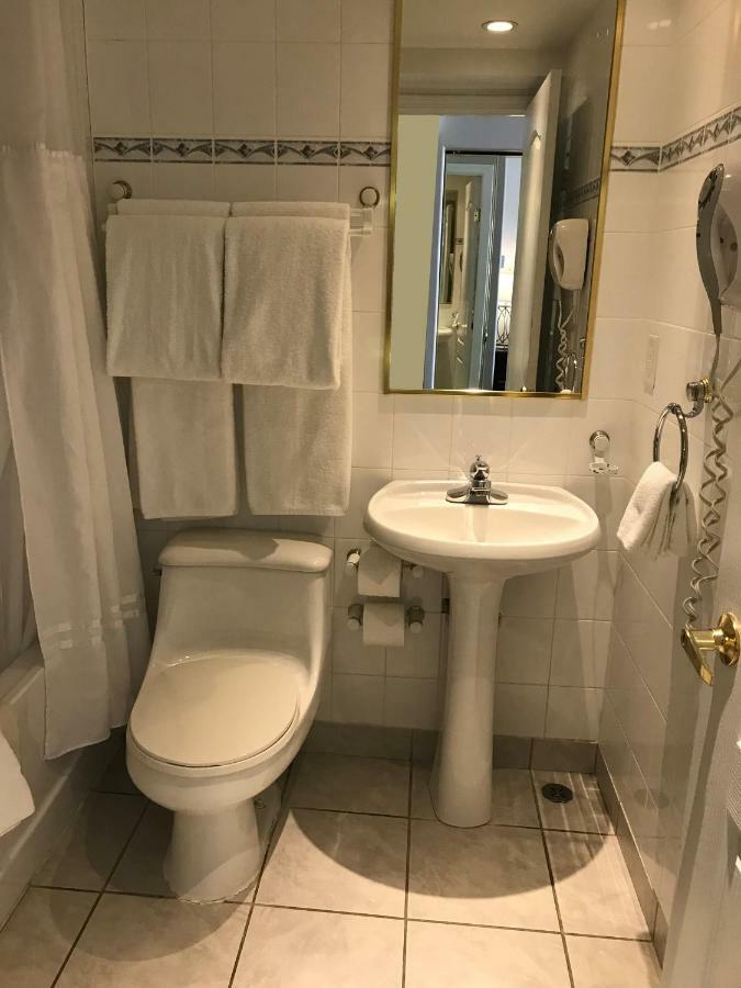 Chateau Louis Hotel & Conference Centre Edmonton Ngoại thất bức ảnh