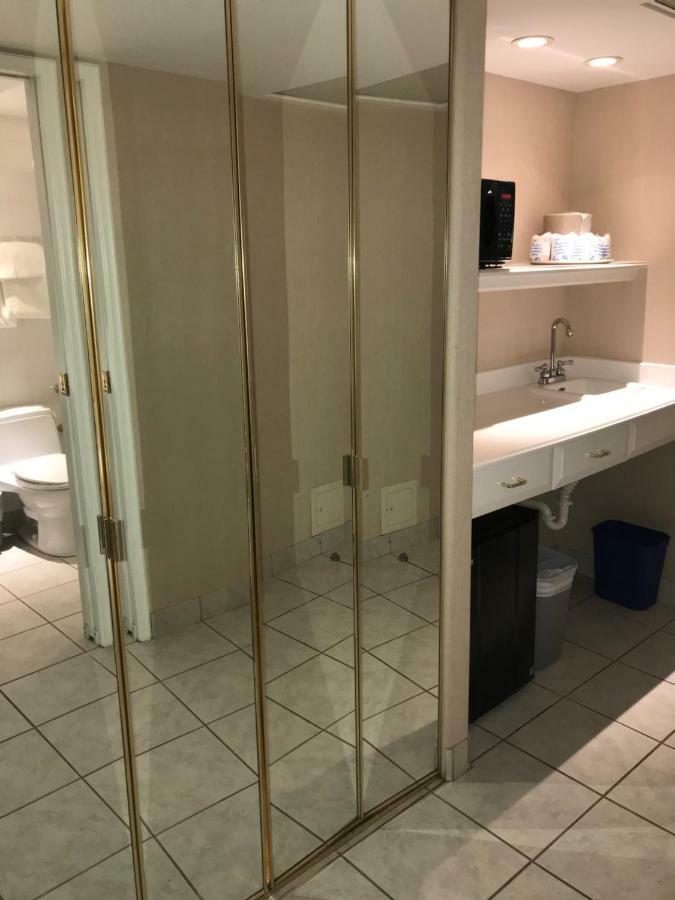 Chateau Louis Hotel & Conference Centre Edmonton Ngoại thất bức ảnh