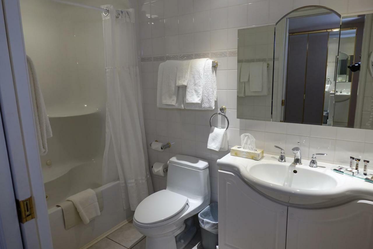 Chateau Louis Hotel & Conference Centre Edmonton Ngoại thất bức ảnh