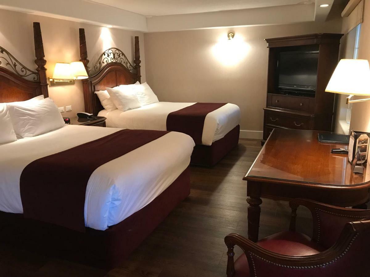 Chateau Louis Hotel & Conference Centre Edmonton Ngoại thất bức ảnh