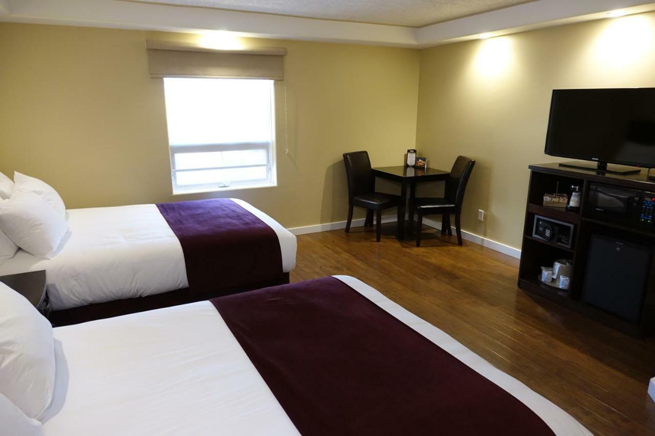 Chateau Louis Hotel & Conference Centre Edmonton Ngoại thất bức ảnh